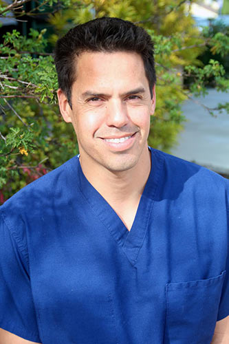 Orthopedic Surgeon Teodoro Nissen MD